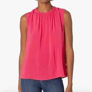 DO+BE Sleeveless Fuchsia Blouse